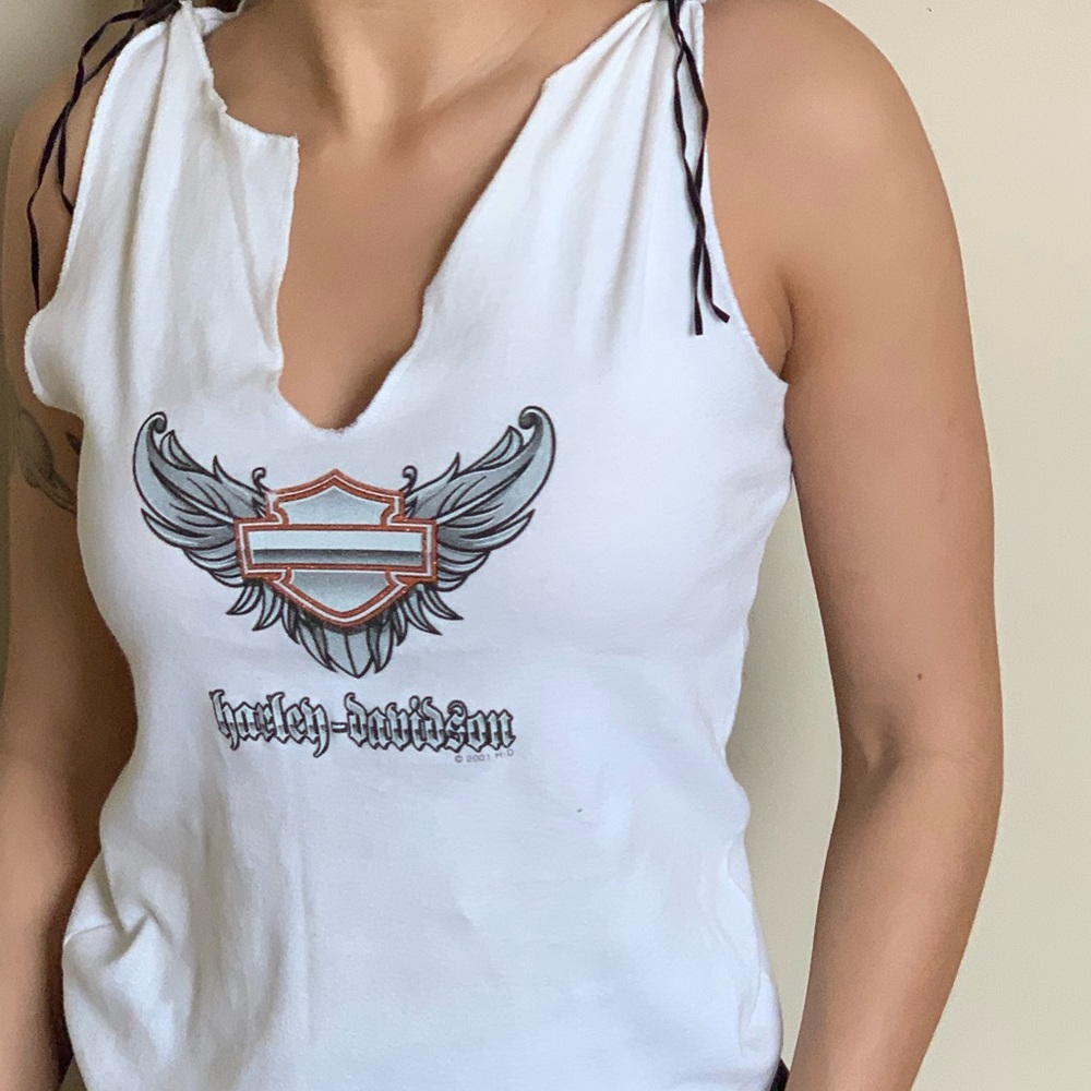 White Harley Davidson tank